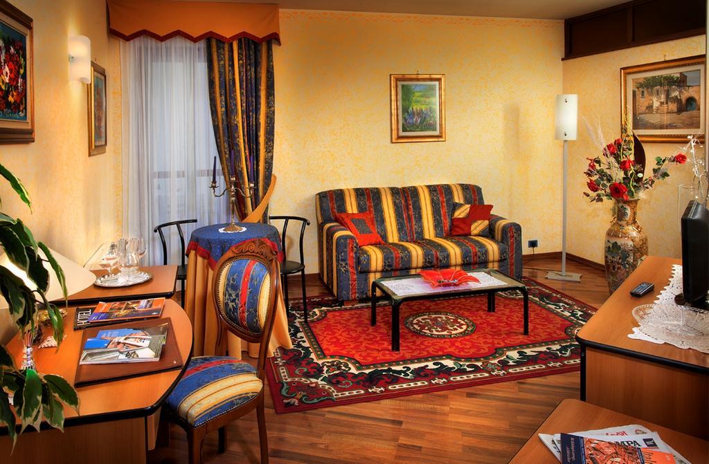 Hotel La Ruota Pianfei Δωμάτιο φωτογραφία